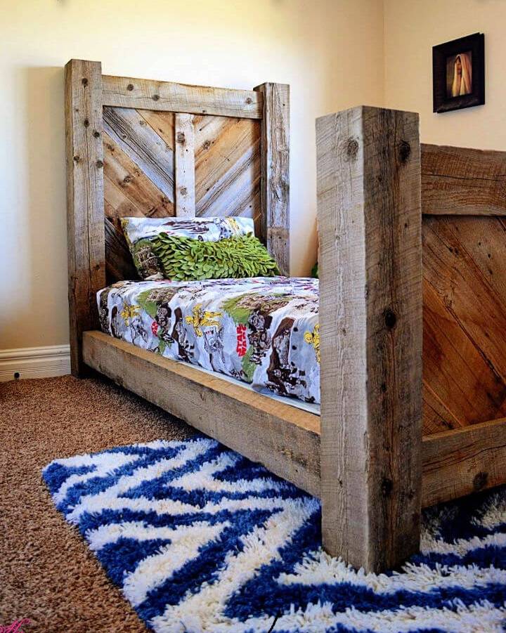 Build a Rustic Barnwood Twin Bed