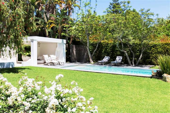 Create A Luxurious Backyard Escape