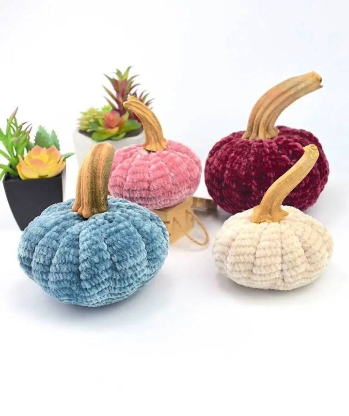 Free Crochet Pumpkin Pattern With 3 Sizes
