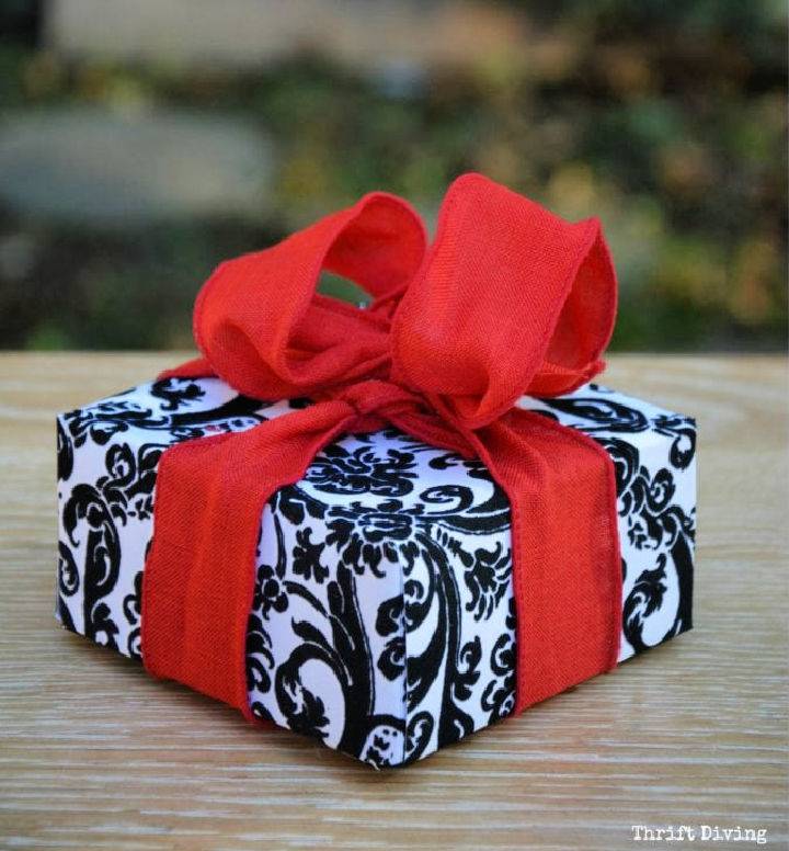 Gift Box Out of Scrapbook Paper