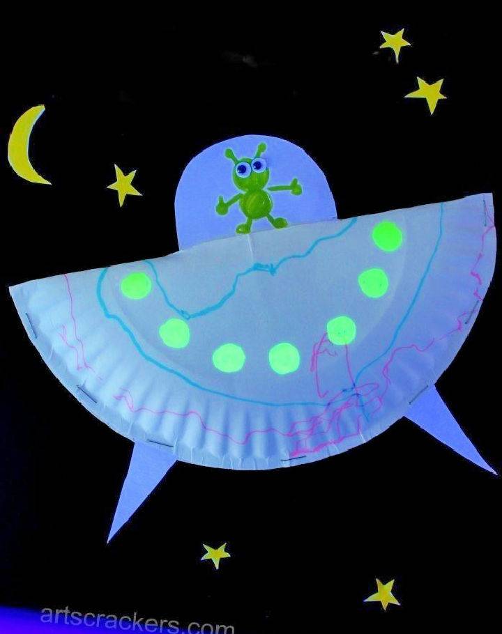  Glow In The Dark Paper Plate Flying Saucer