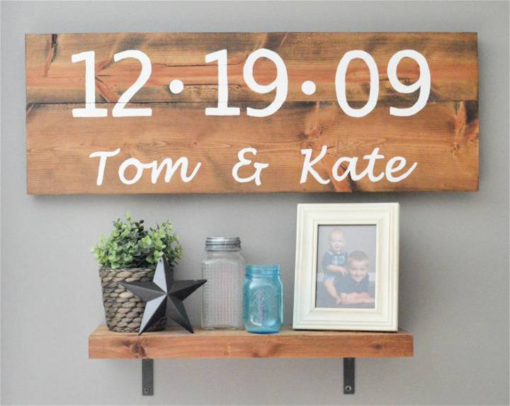 How to Make Rustic Wood Sign