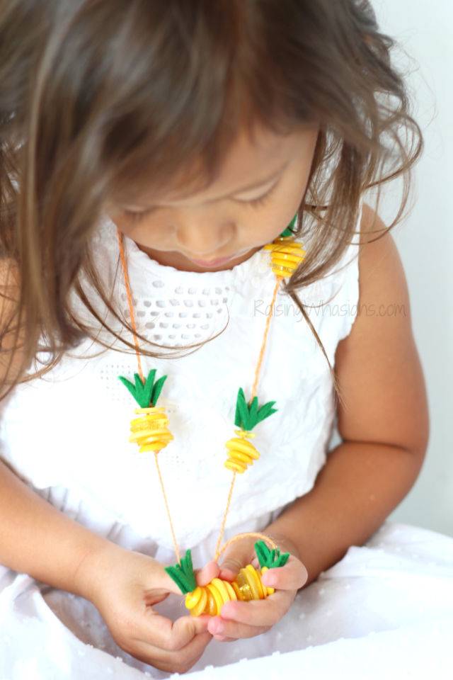 How to Make Your Own Pineapple Necklace