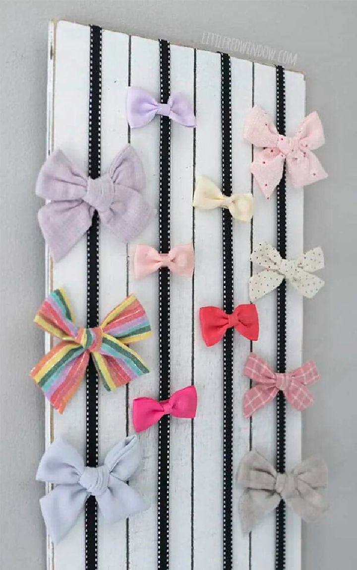 How to Make a Bow Holder 1