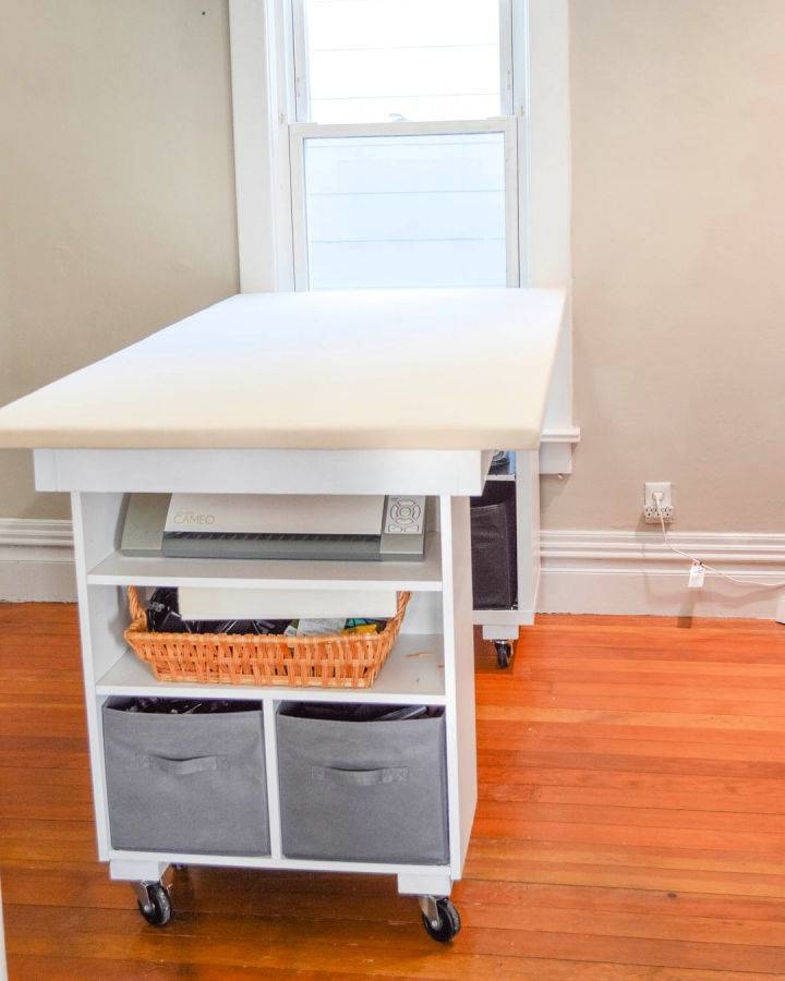 How to Make a Sewing Table