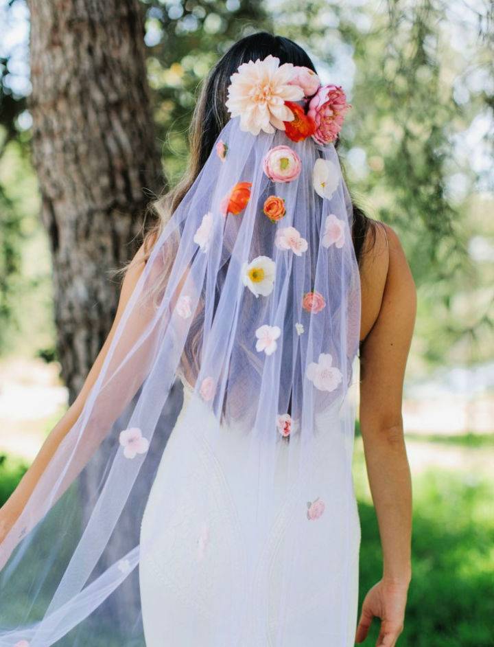 How to Make a Silk Flower Veil for Wedding