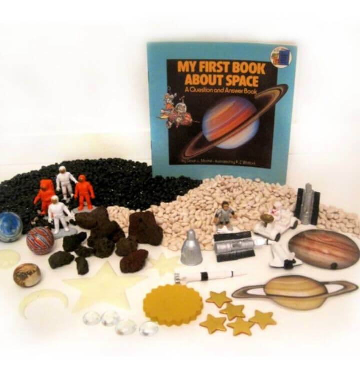 How to Make an Outer Space Sensory Bin