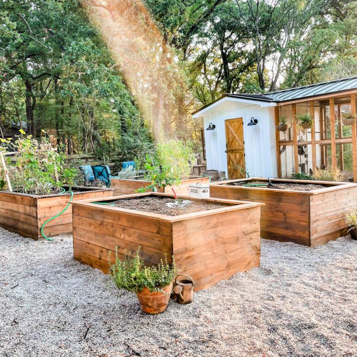 Simple DIY Raised Garden Boxes