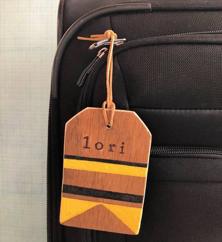 Unique Rustic Wooden Luggage Tag