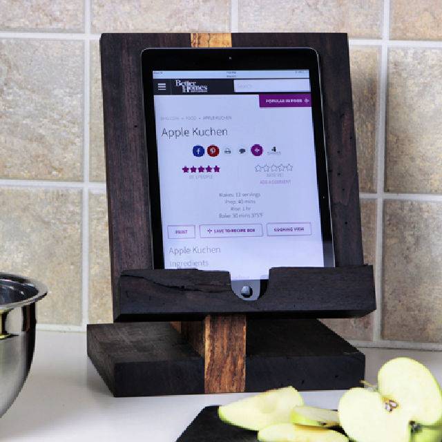 Building a Wood Tablet Stand at Home