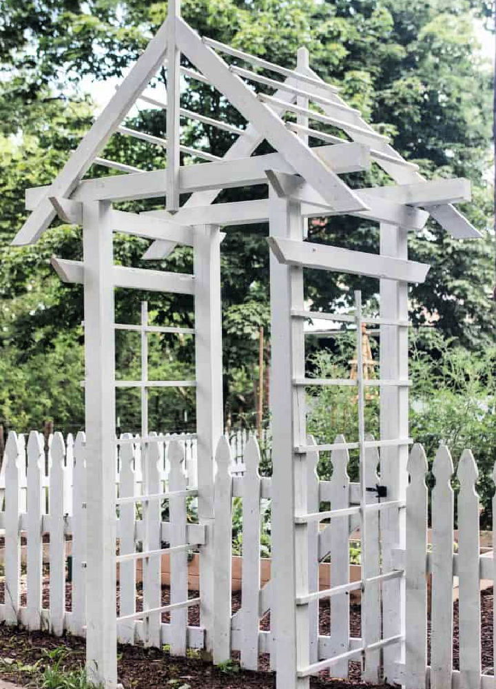 Cheap DIY Arbor for Entrance