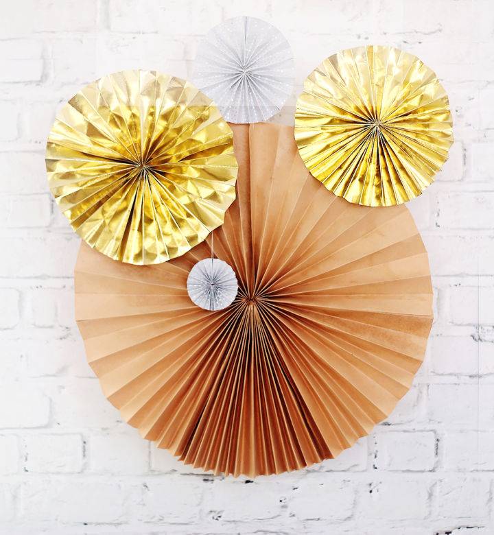 Create a Paper Fan for New Years