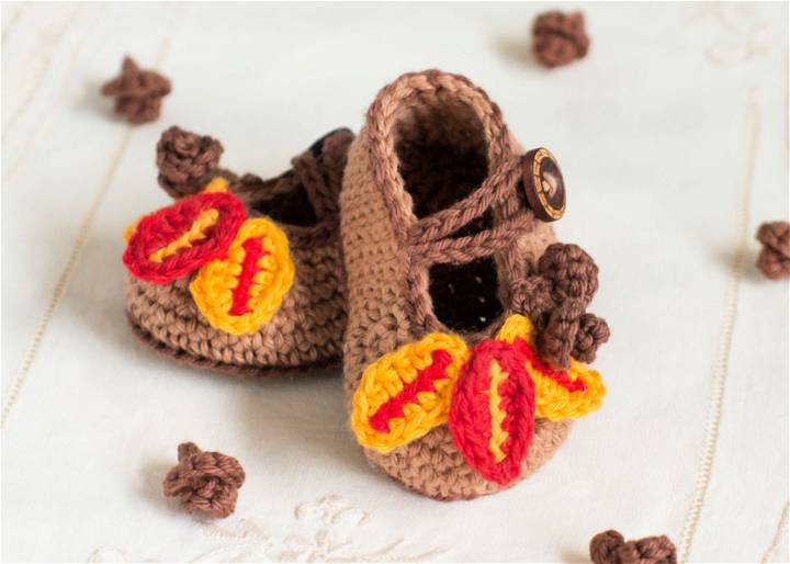 Crochet Autumn Oak Baby Booties Pattern