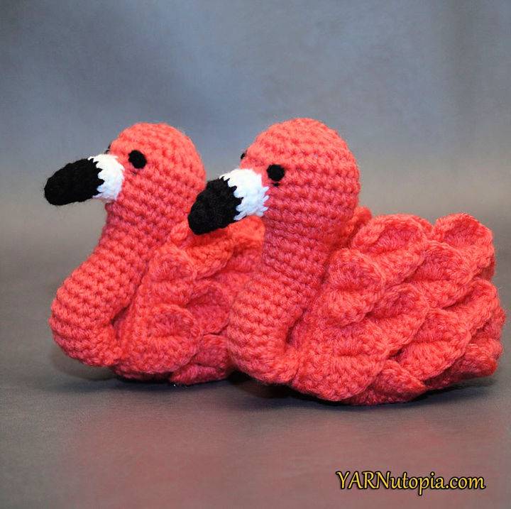 Crochet Flamingo Feet Baby Booties - Free Pattern