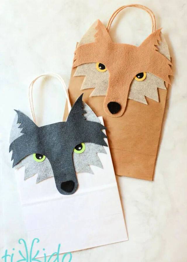 Easy DIY Wolf Gift Bag Using Felt