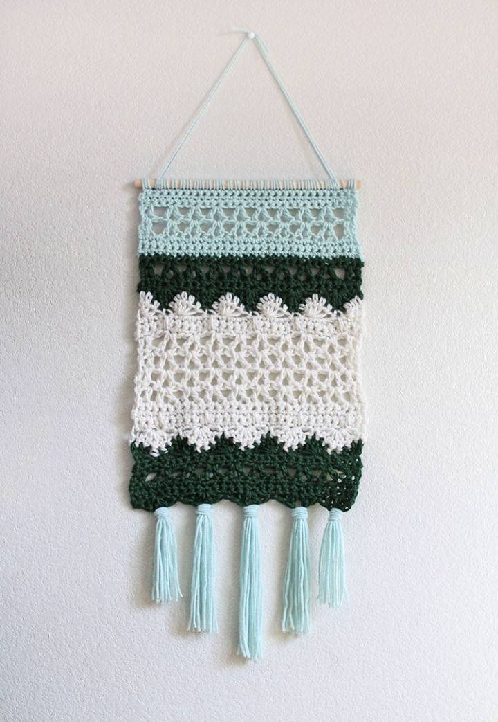 Free Crochet Wall Hanging Pattern