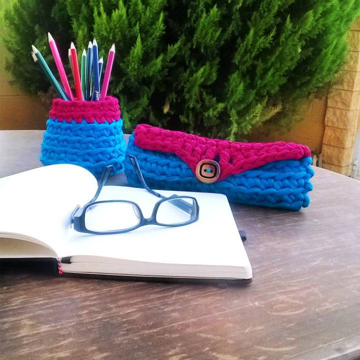 How to Crochet Pencil Case and Cup