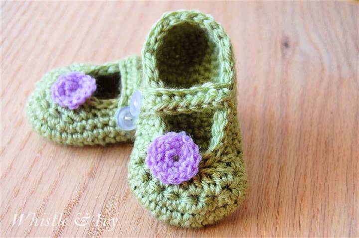 Little Dot Mary Janes Baby Booties Crochet Pattern