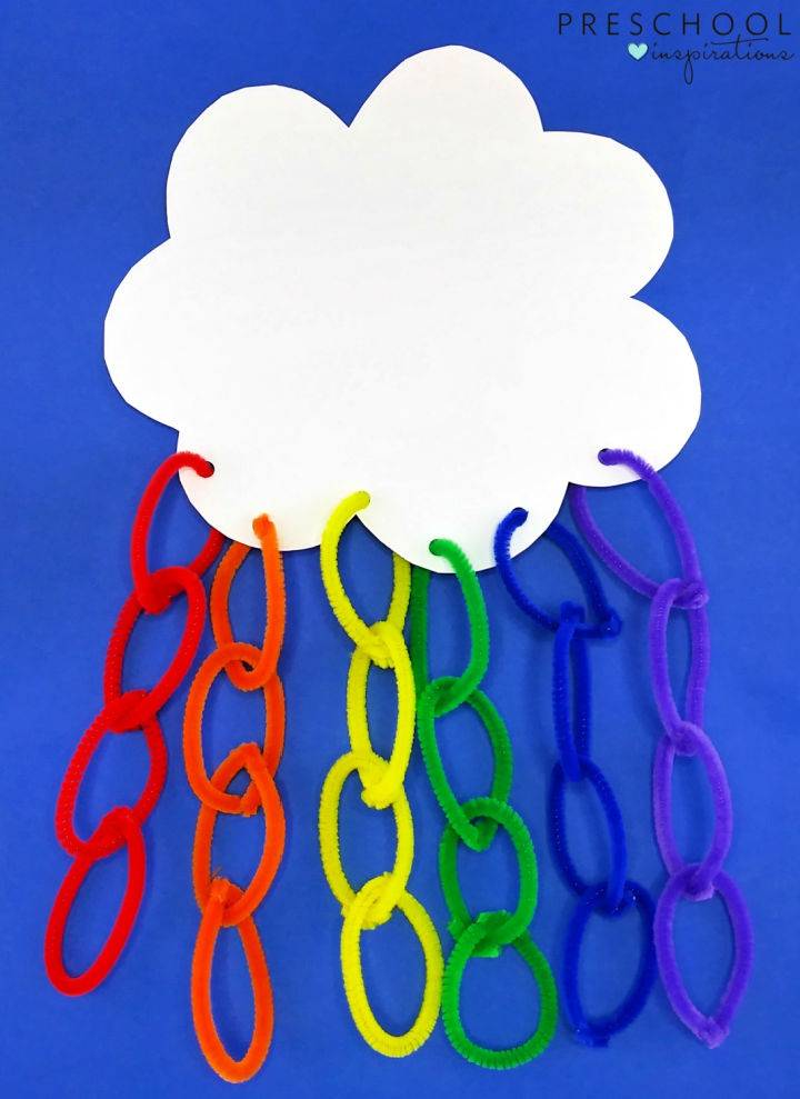 Make a Pipe Cleaner Rainbow for Preschoolers