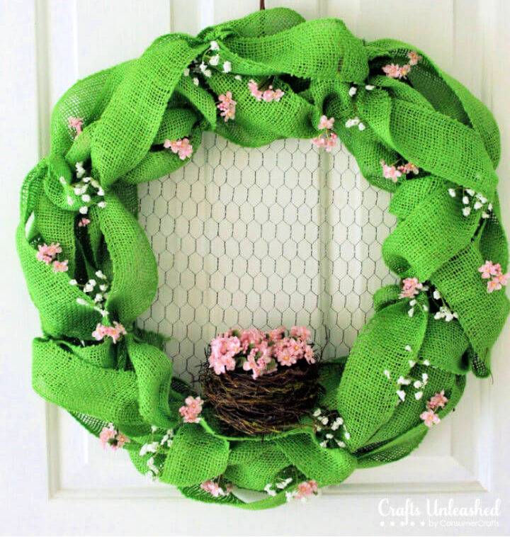 Pretty DIY Burlap Wreath for Spring