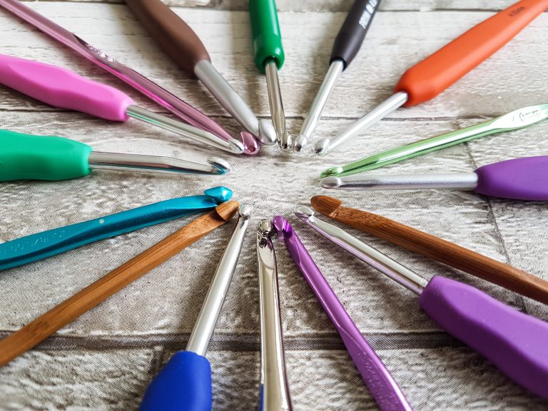 Best Crochet Hooks ( Ultimate Guide 2023)