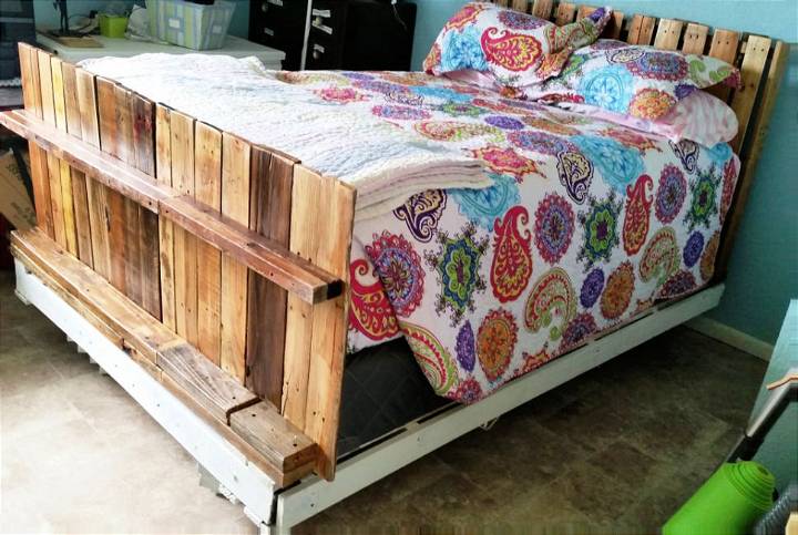 DIY Underlit Pallet Bed