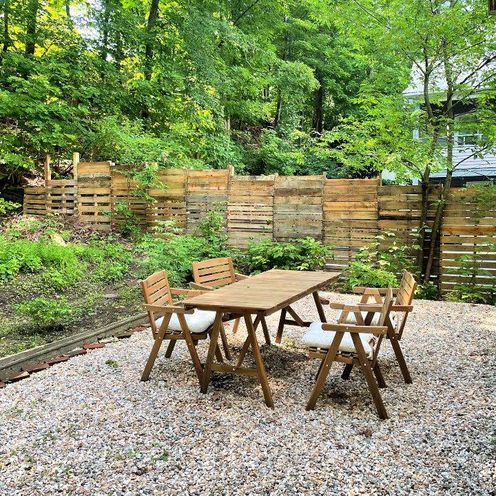 Backyard Fence Made with Repurposed Pallets