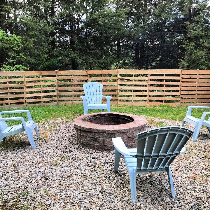 Easy Pallet Fence Ideas for Backyard