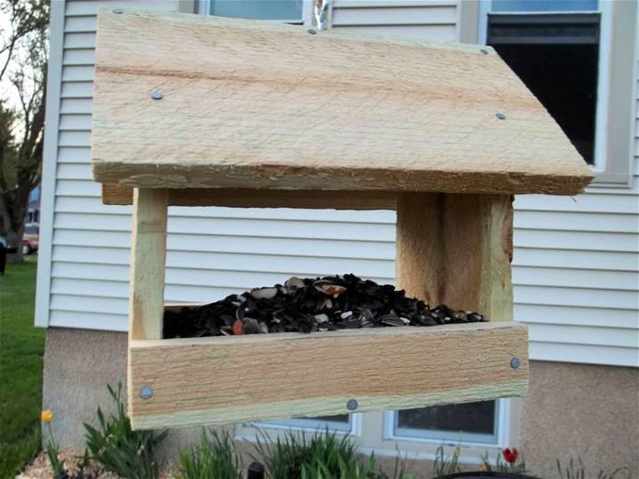 DIY Cedar Birdfeeder for Under $2