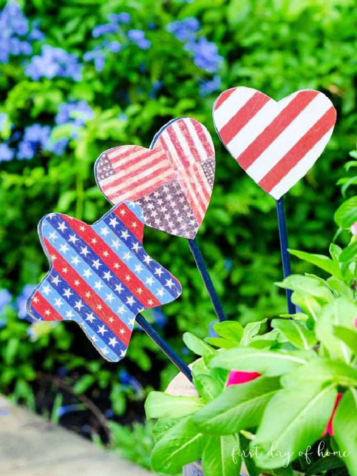 Americana Style Decorative Stakes for a Garden