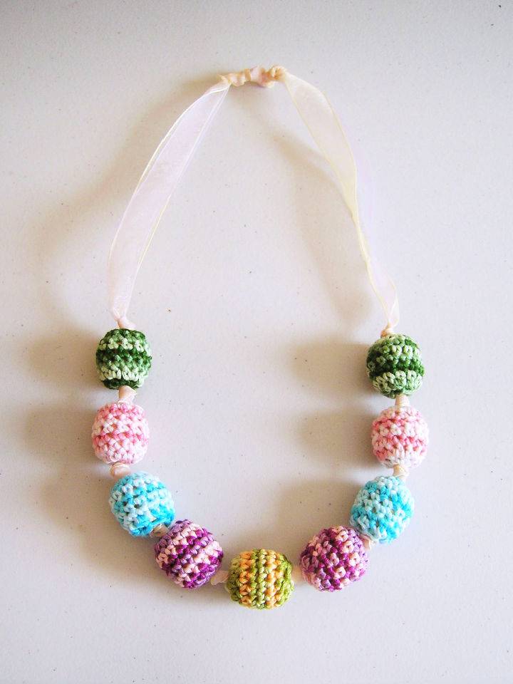 Beautiful Crochet Bead’s Necklace Pattern
