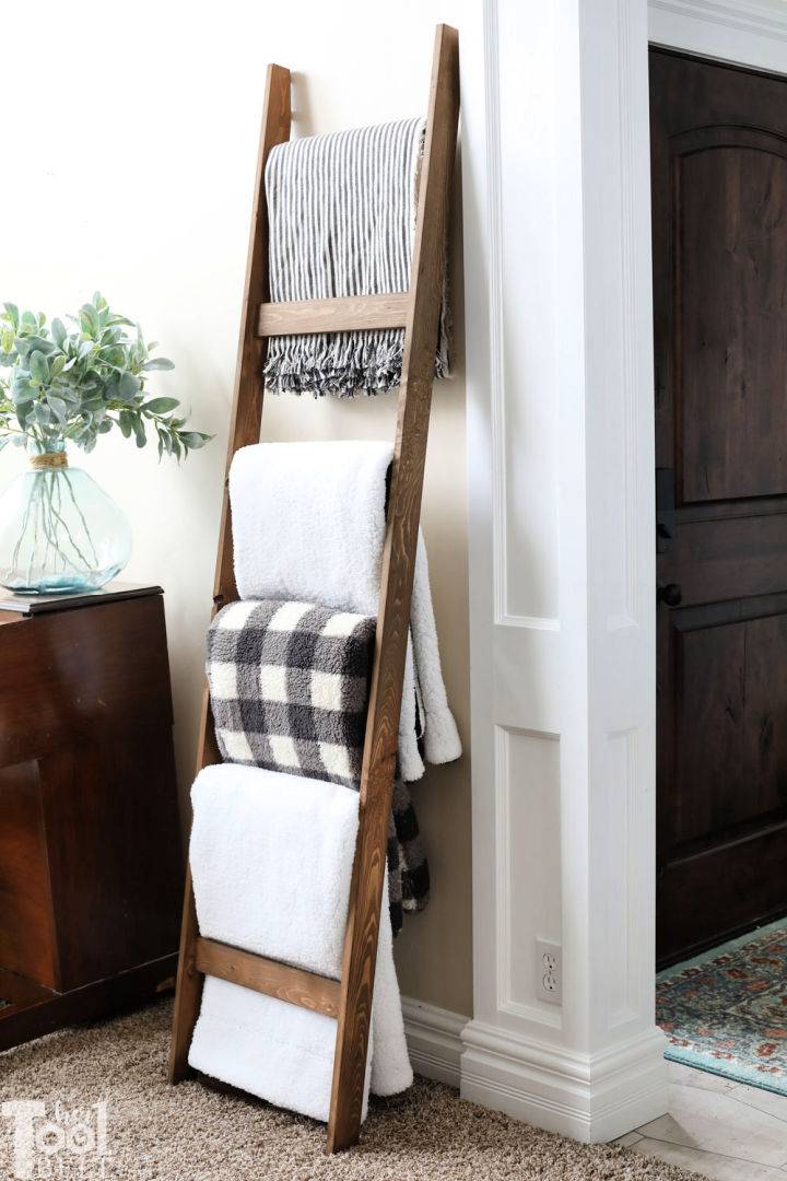 Build a Blanket Ladder With Step by Step Instructions