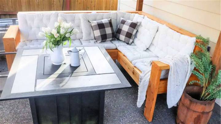 Building Your Own Outdoor Sectional Couch
