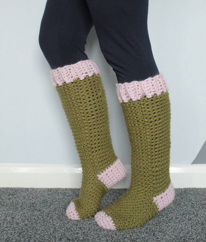 Chunky Crochet Slipper Socks Design