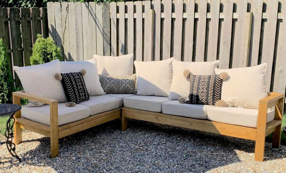 Creative 2x4 Outdoor Sofa Plan