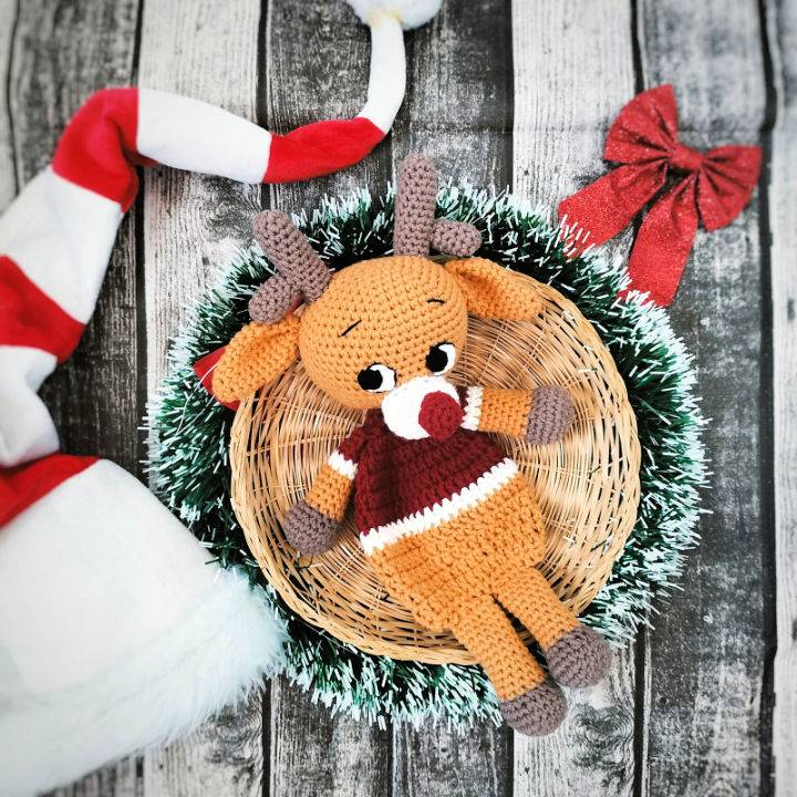 Crochet Reindeer Lovey Pattern
