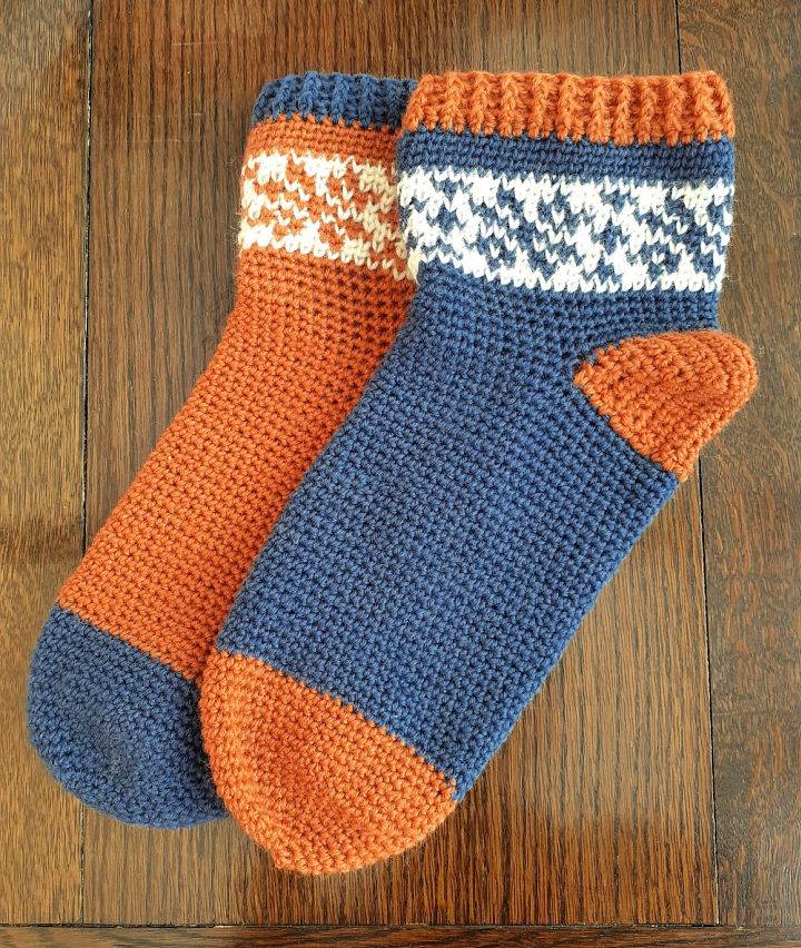 Crochet Oddly Snug Snowflake Socks Pattern