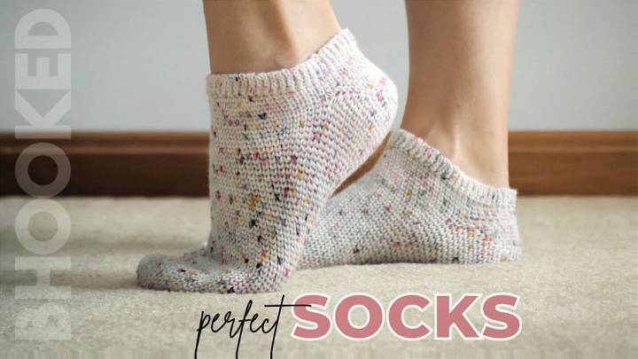 Gorgeous Crochet Thin Socks Tutorial