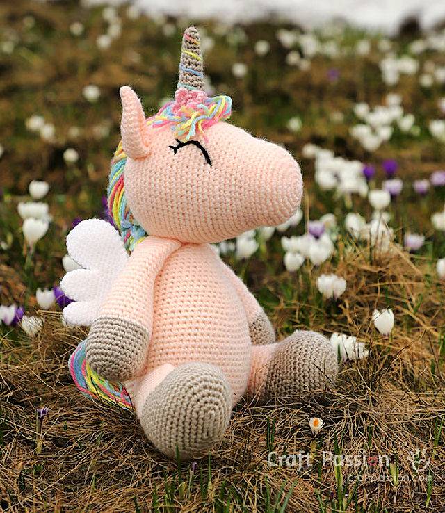Adorable Crochet Unicorn Amigurumi Pattern