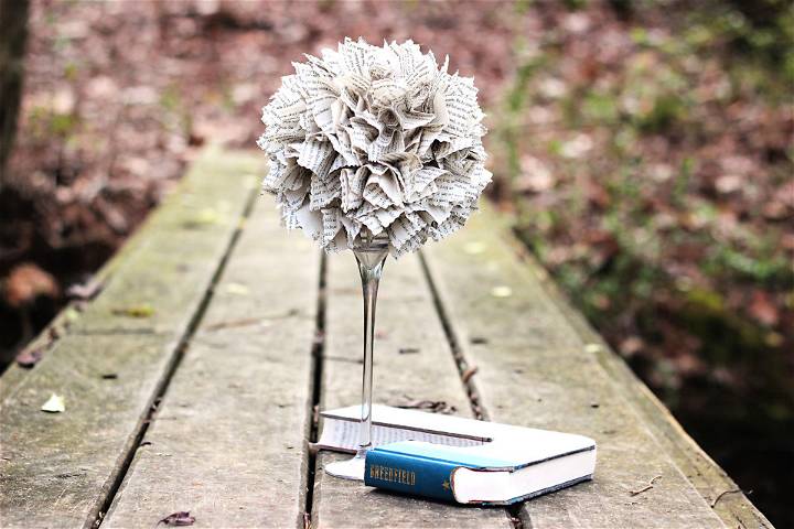 Make a Centerpieces From a Book