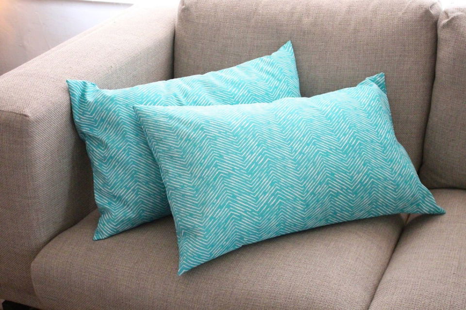 DIY Envelope Pillow Cover