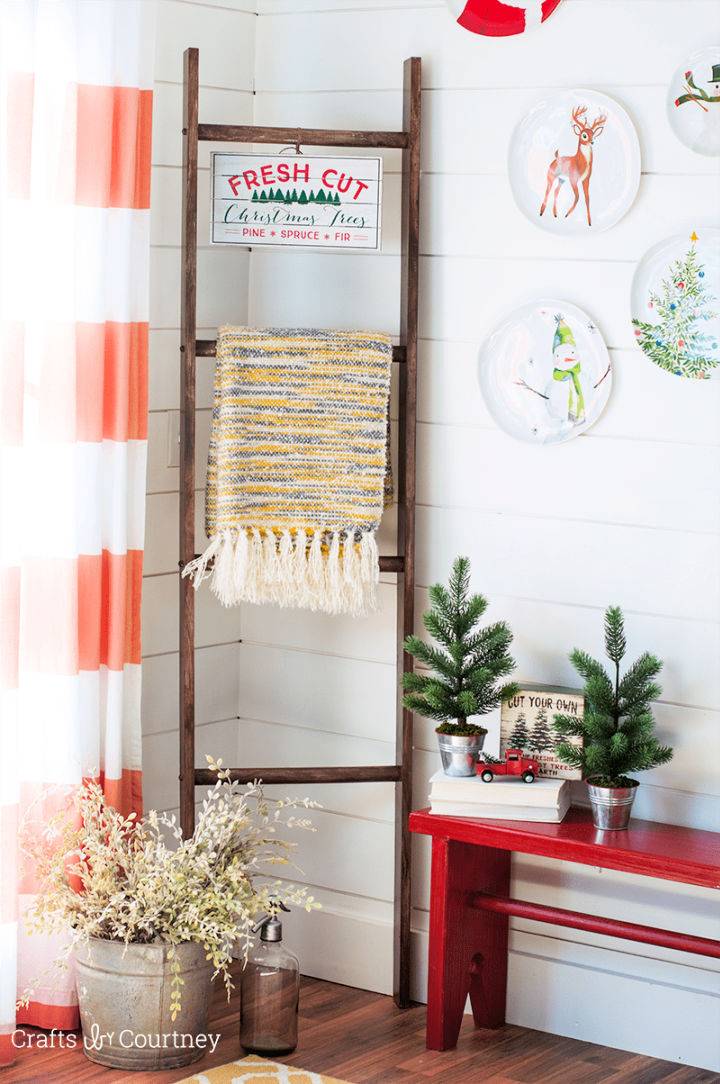 DIY Farmhouse Style Blanket Ladder
