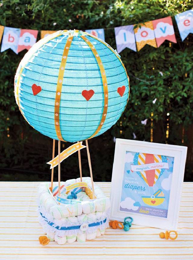 DIY Hot Air Balloon Diaper Cake