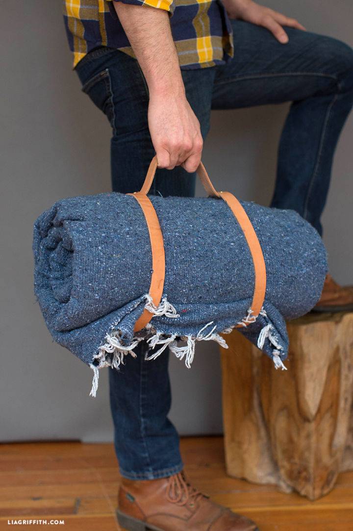 DIY Leather Blanket Carrier Idea