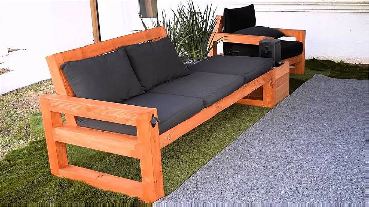 DIY Patio Sofa Using Wood