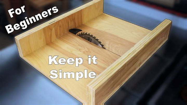 DIY Table Saw Crosscut Sled for Beginners