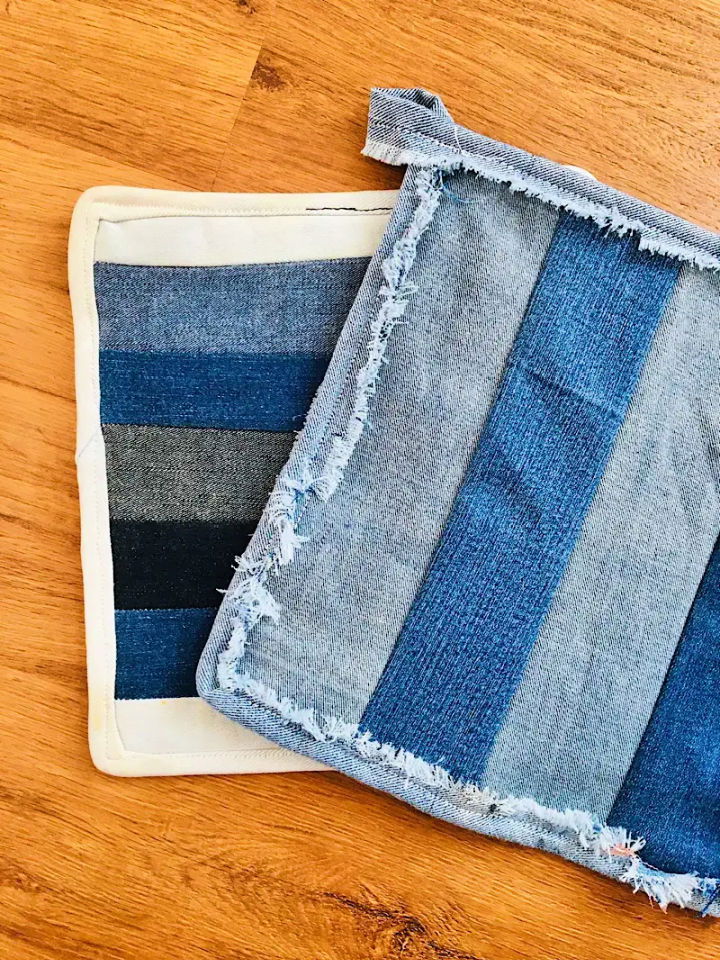 Distressed Denim Pot Holder Tutorial