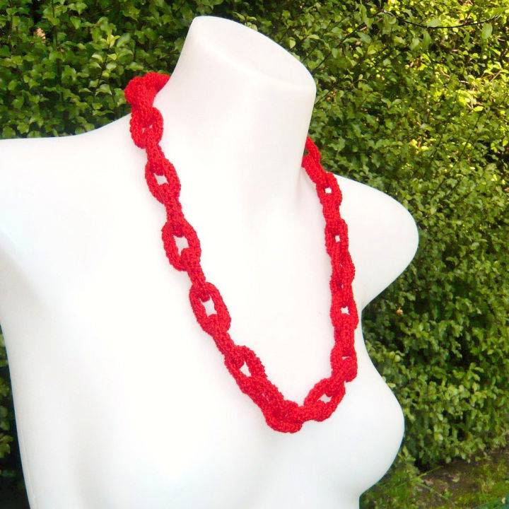 Easy Crochet Chain Link Necklace Pattern