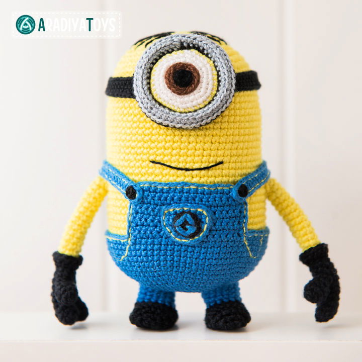 Easy Crochet Minion Stuart Pattern