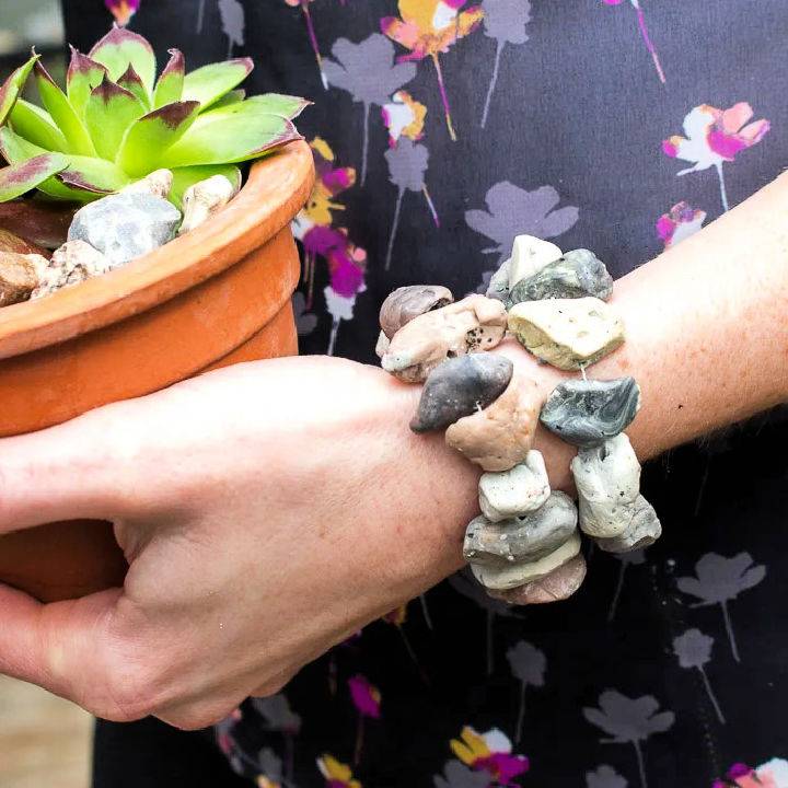 Easy Faux Stone Jewelry With Air Dry Clay